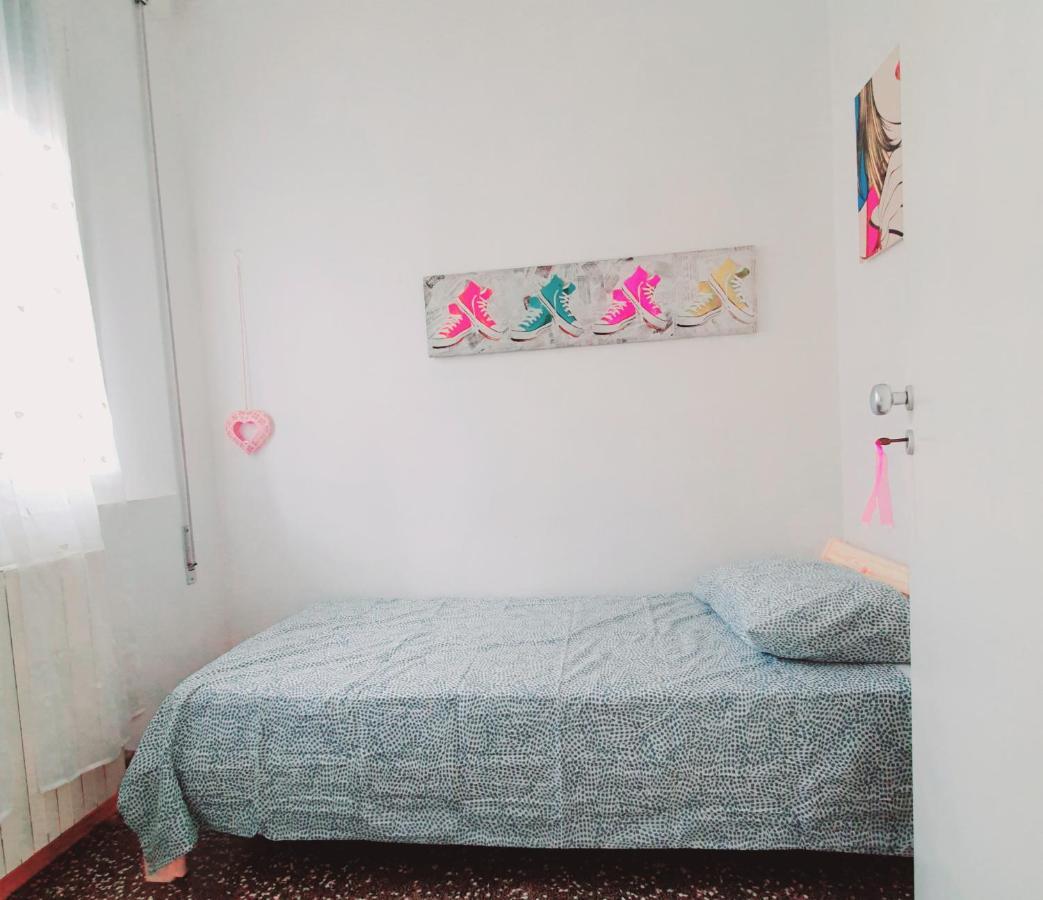 Accogliente Casa Indipendente Con Wi-Fi Gratuito, A Due Passi Dal Centro E Dalle Attrazioni Ravenne Extérieur photo
